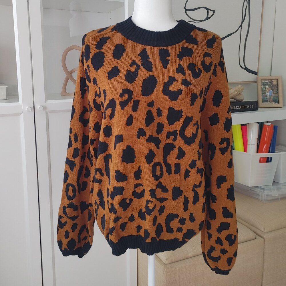 WHO WHAT WEAR Leopard-Print Crewneck Sweater - Size Large - Picture 2 of 7